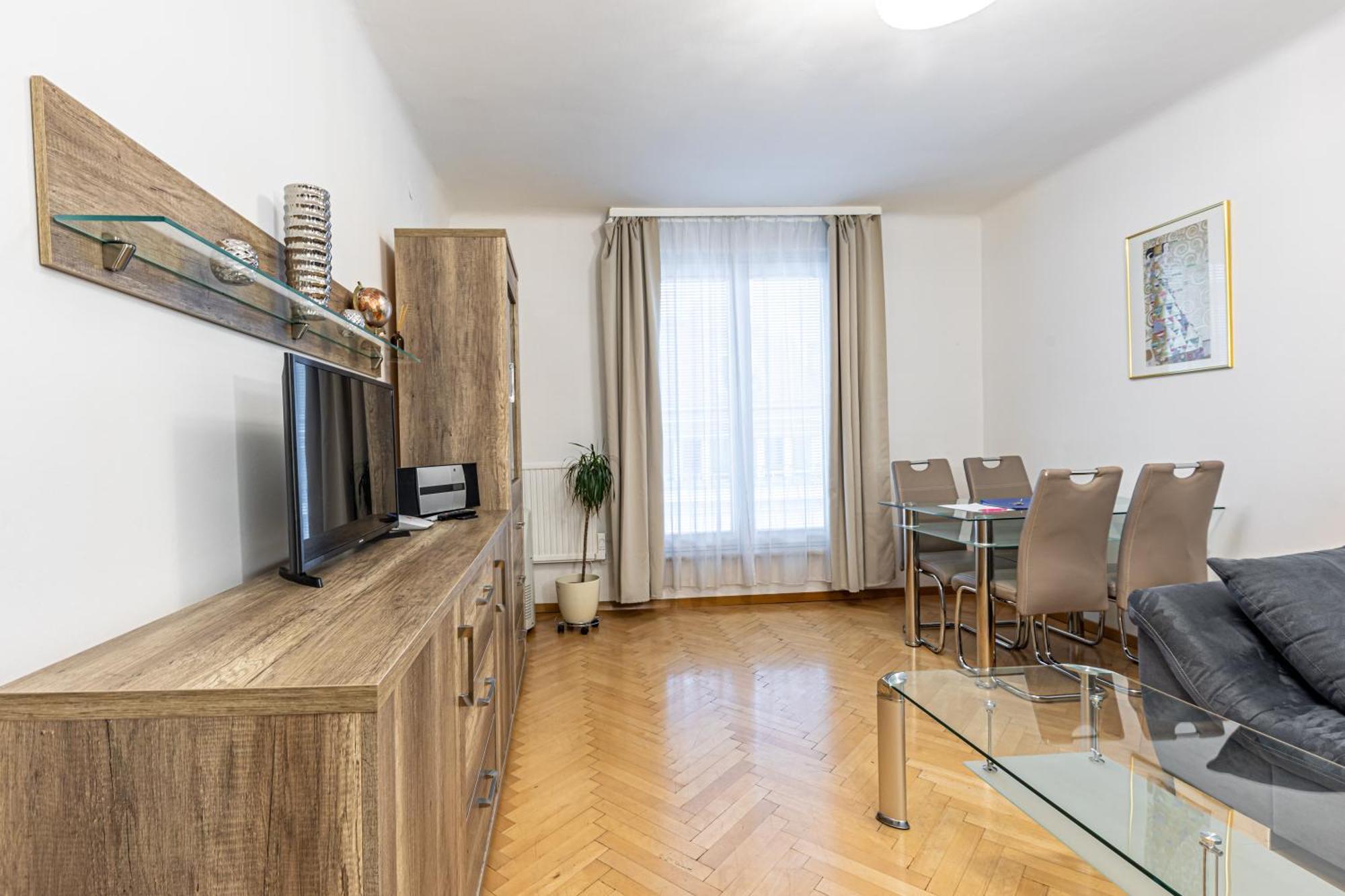 Sunny By Jr - Monthly Apartment *