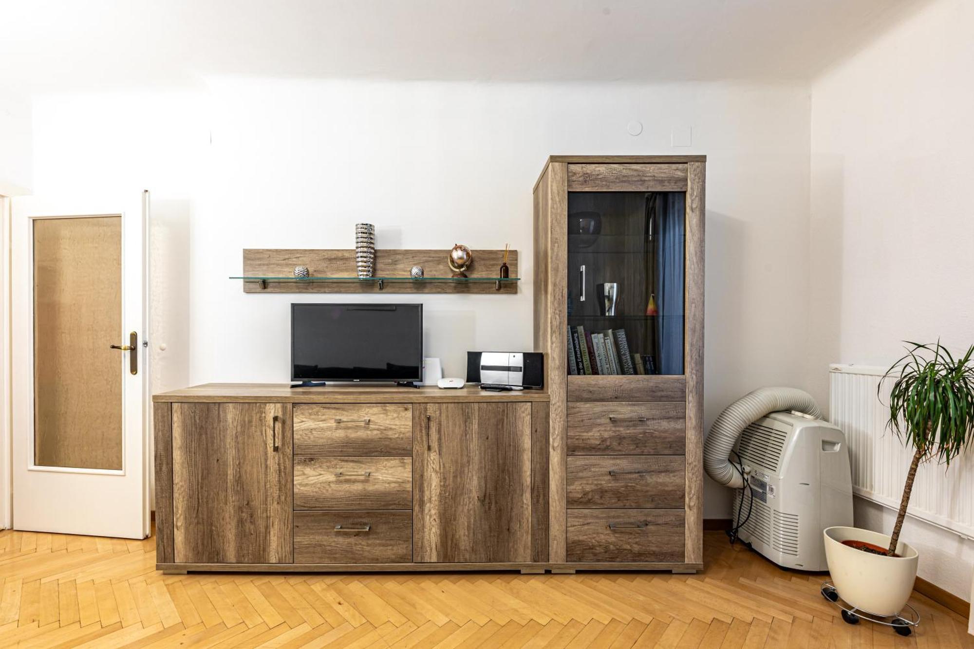 Apartment Sunny By Jr - Monthly *